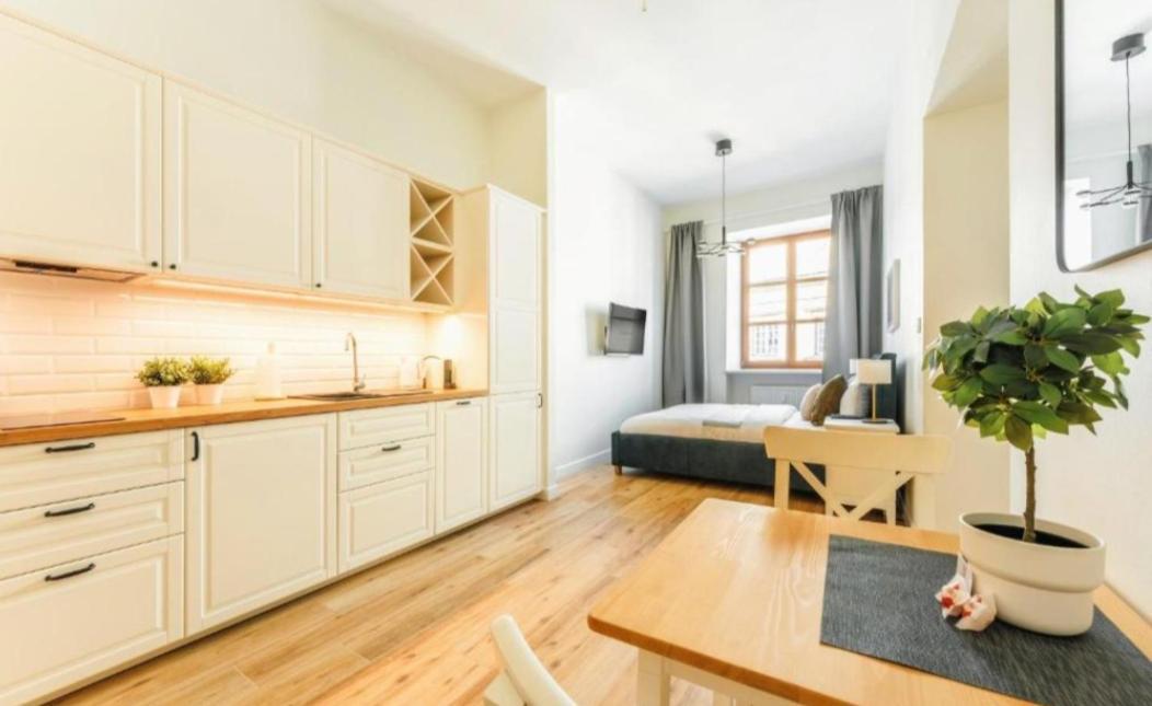Renoma Apartments Free Parking Вроцлав Экстерьер фото